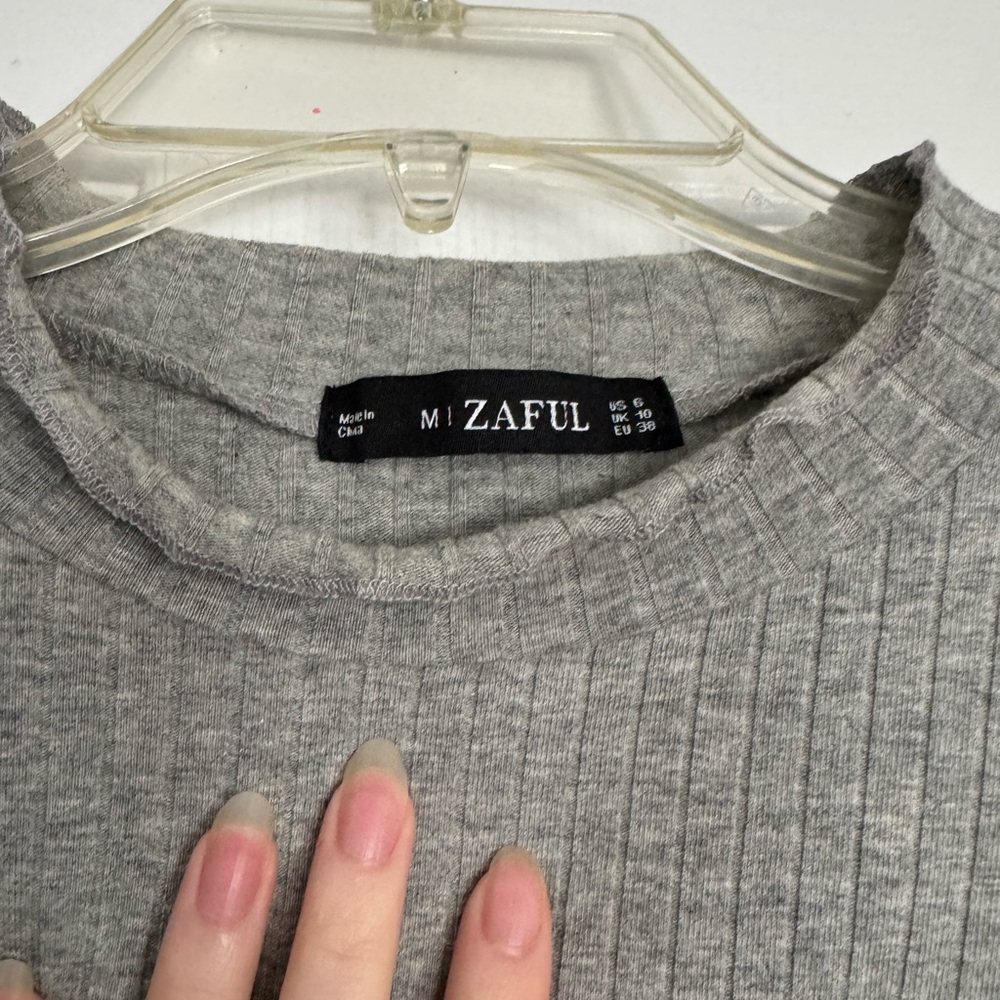 Gray Cropped Ribbed long sleeve - Picture 3 of 3
